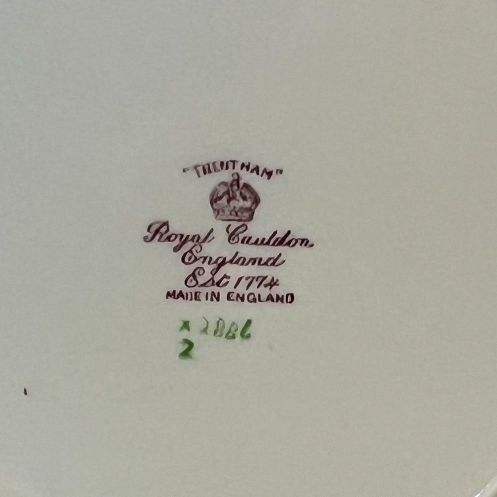Trentham Royal Cauldron England 5 Side/ Plates 9.25” - Picture 8 of 12